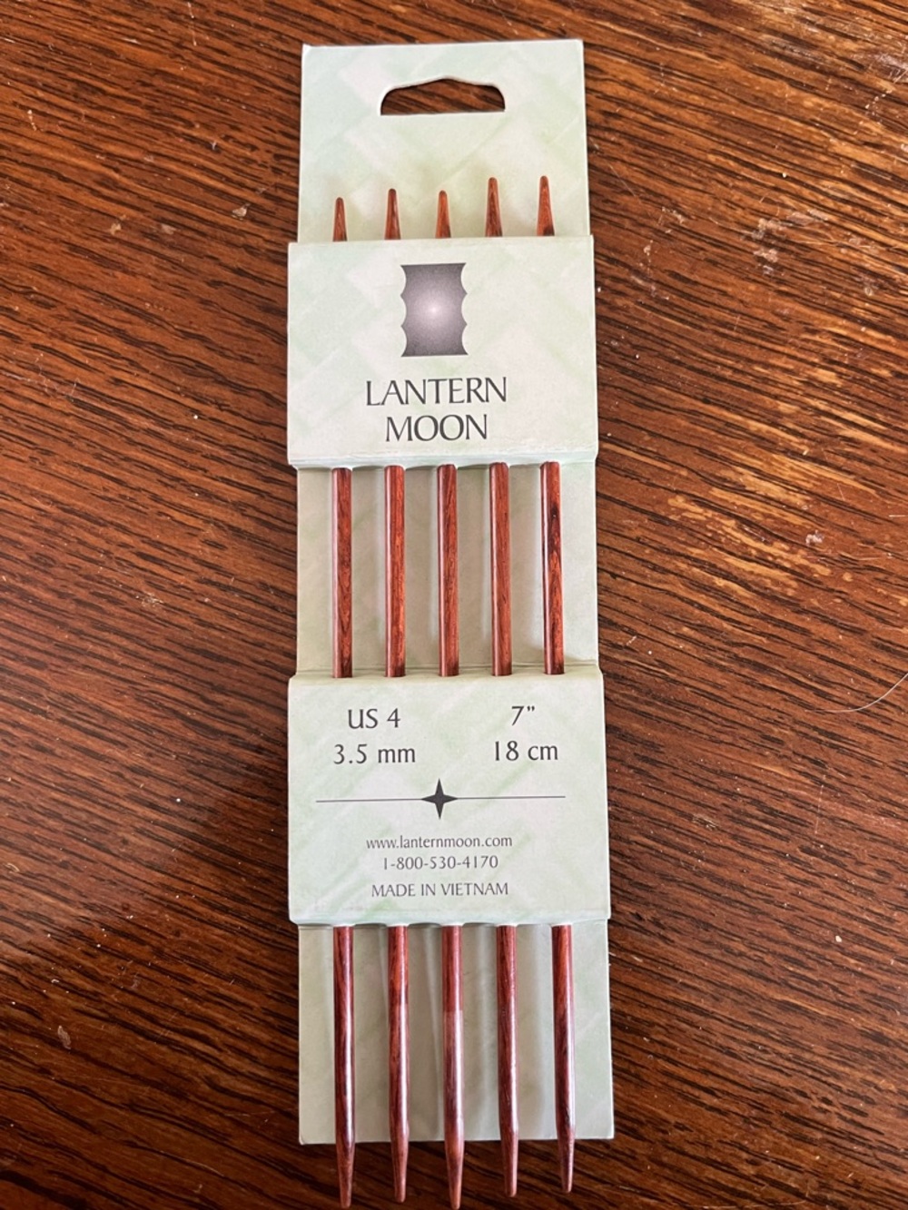 Lantern Moon double pointed knitting needles rosewood set of 5 size 4